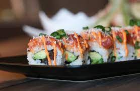 Slice into pieces about 5cm inches thick. Spicy Tuna Crunch Roll Jillian Rae Cooks