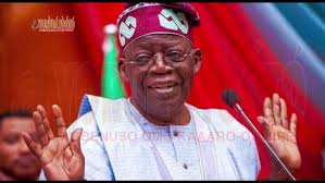 Awo ti n lo o! Emefiele ti fee sa kuro ni Naijiria *O l'oun fee loo kawe si  i