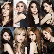 애프터스쿨은 데뷔 당시 5인조의 걸 그룹으로 2년 동안 극비리에 준비해왔던 그룹이라고 소속사 측이 말하였다. Melon
