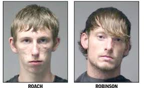 Police: Two men caught during theft |