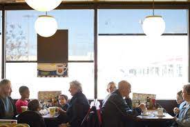 At Waffle Houses A Side Of Drama With Breakfast The New York Times