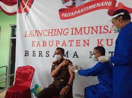 P … erusahaan tempat adi bekerja mengikuti program jamsostek. 5 Calon Penerima Vaksin Covid 19 Perdana Di Kuningan Jabar Gagal Disuntik Kumparan Com