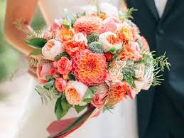 Hydrangea, hyacinths, iris, delphinium the beautiful columbine flower with its long, distinctive spurs can be arranged in a bouquet, or used in floral arrangements in the church or reception area. Wedding Flower Guide With Season Color And Price Details