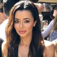 Margo Cohen's Instagram, Twitter & Facebook