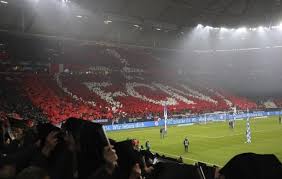 Das städtische fußball stadion, wo heute der 1. Das Planen S04 Und Fcn Fans Reviersport