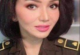 Nama pinangki sirna malasari naik daun pasca penangkapan terpidana kasus hak tagih bank bali, djoko tjandra. Jaksa Cantik Pinangki Ternyata Sudah Berstatus Janda Politik Beritamerdeka Net