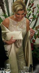 Ze is het oudste kind van jorge zorreguieta en maria del carmen cerruti uit een bovengemiddeld vermogend gezin met vier kinderen. Maxima Zorreguieta Feestjurk Stijlicoon Koningin Maxima