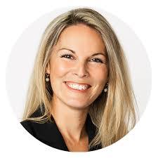 Julie Berthold's Instagram, Twitter & Facebook