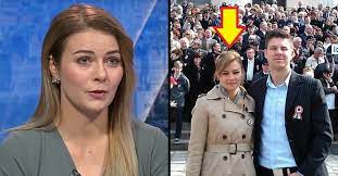 Országos akcióterv indulhat az olcsóbb lakások építéséért. Kiderult Egy Fideszes Politikus Felesege A Karacsonnyal Kotekedo Kozteves Riporterno Foto Nyugati Feny