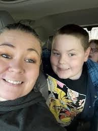 Amanda Reck's Instagram, Twitter & Facebook