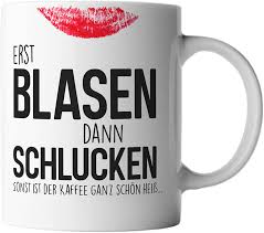 Amazon.de: vanVerden Tasse Erst Blasen dann Schlucken sonst ist der Kaffee  heiß Fun Mug, Farbe:Weiß/Bunt