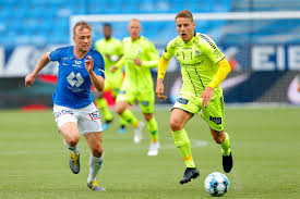 Kristoffer zachariassen (born 27 january 1994) is a norwegian footballer who plays for rosenborg. Sport Sarpsborg 08 Kristoffer Zachariassen Jeg Skulle Rundet Moldekeeperen