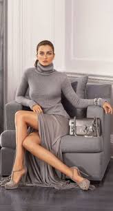I'm walking with high heels everyday and during all day! Frauen In High Heels