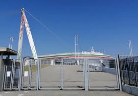 Melissa montagnole e pipokinha nua upon reading the initial