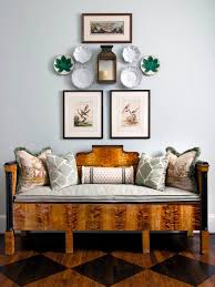 Apr 06, 2020 · this roundup of diy wall decor ideas for large walls has dozens of ideas for large wall decor you can make yourself, on a budget. 20 Living Room Wall Decor Ideas Hgtv