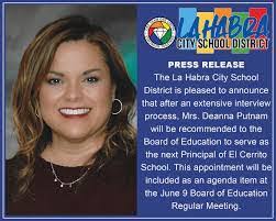 Deanna Putnam's Instagram, Twitter & Facebook