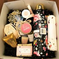 Choose your theme, your basket, and then select from hundreds of gourmet foods, chocolates, and specialty products. Custom Gift Box Fayetteville Florist And Gifts Northwest Arkansas Florist Flower Delivery Gifts Fayetteville Ar 72703