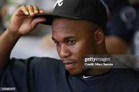 409 Jose Constanza Photos & High Res Pictures