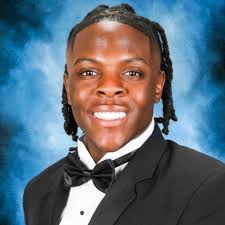 High School Senior Gets $1M in Scholarships from 58 Colleges 👏