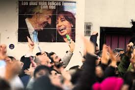 Bomba Política: ¿Corrupción Sacude a Milei? El Peronismo Contraataca - Imagen principal del artículo