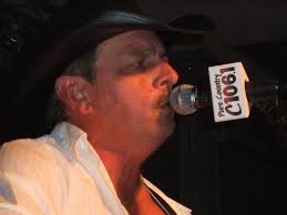 CURTIS LYN COOK VISITS PURE COUNTRY