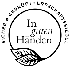 Sehr schönes weichholz omasofa rot beige gestreift mit zwei schubladen und ein paar gebrauchsspuren. Wie Gut Dass Es Oma Und Opa Gibt Stiftung Bildung