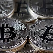 My mind went back to 2013, when i had first taken an interest in bitcoin. Bitcoin Price Falls Below 10 000 As Boost From Facebook S Libra Fades Bitcoin The Guardian