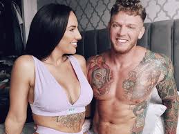 Couple say filming porn has made them stronger and brings in £30k a month -  Hull Live
