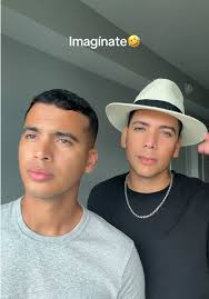 Críticas Constructivas: El Lado Humorístico