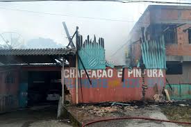 Este valor é uma média e os preços variam de acordo com as comodidades, a localização e a disponibilidade de quartos no hotel. Incendio Consome Casa No Bairro Guaruja Noticia No Ato