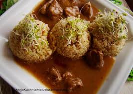 Jednak to właśnie langosz aktualnie robi kulinarną furorę. Langosze Z Gulaszem Przepisy Jak Zrobic Doradcasmaku Pl