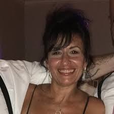 What 3-bedroom pet-friendly apartments are available near UMass Lowell  north campus?