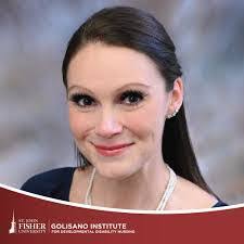 Lauren Koen's Instagram, Twitter & Facebook