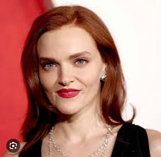 Has anybody else noticed Madeline Brewer's character in season 5 of You?