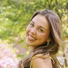 Annabel Moore's Instagram, Twitter & Facebook