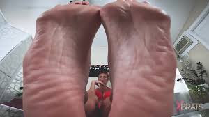 Themikaylamiles giantess - resistance is futile