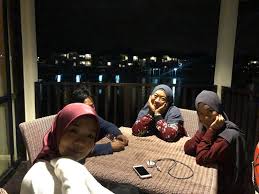 Sangat puas hati makan & harga berpatutan. Makan Malam Di Restoran Terapung H M Sri Bagan Bagan Lalang Aku Sis Lin