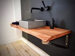 Betonwaschbecken In Vielen Grossen Und Drei Verschiedenen Farbtonen Fur Euch Von Handgemacht Dazu Eine Holzplatte Betonwaschbecken Waschbecken Badezimmer Holz
