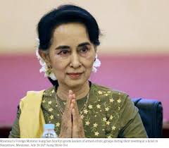 At home myanmar's now de facto leader remains hugely popular with the country's buddhist majority. Birmanie Aung San Suu Kyi En Chine Asialyst