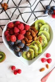 Hummm Salade De Fruits La Recette Du 24 Juin Sur Un Jour Une Recette Recette Petit Dejeuner Equilibre Petit Dejeuner Dietetique Petit Dejeuner Et Brunch