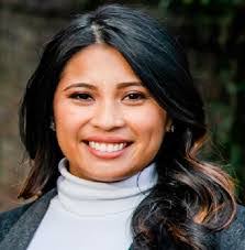 Kelly Coldiron's Instagram, Twitter & Facebook