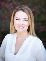 Candice Turner's Instagram, Twitter & Facebook