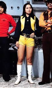 モモレンジャー ペギー松山 演 小牧りさ in 秘密戦隊ゴレンジャー 1975年 1977年 特撮ヒロイン画報 ゴレンジャー レンジャー 特撮ヒロイン
