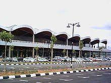 لاڤڠن تربڠ انتارابڠسا كوالا لومڤور); Kuching International Airport Wikipedia