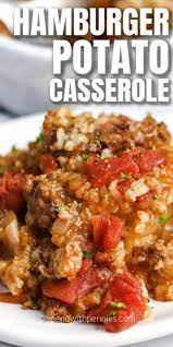 This Hamburger Potato Casserole Recipe Is A Hearty Meal That Will Feed The Whole F Potatoe Casserole Recipes Beef Recipes For Dinner Hamburger Potato Casserole