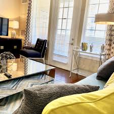 Beautiful two bedroom apartment in gated complex with pool. Photo Gallery Southgate Towers Apartments In Baton Rouge