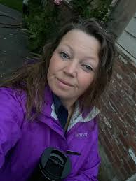 I love this show so much and I've found "my people" in this group. I'm THIS  happy but I've been drinking prosecco all day 😂. May be an image of text 📷