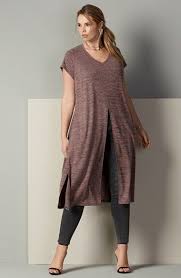 Yes Curvy Gals Can Wear Leggings Over 40 Here S How Outfits With Leggings Plus Size Legging Outfits Plus Size Outfits