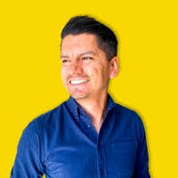 Erik Casarez's Instagram, Twitter & Facebook