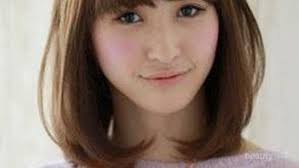 Selain itu, perawatan rambut pendek juga tak seribet rambut panjang. Model Rambut Untuk Tampak Awet Muda